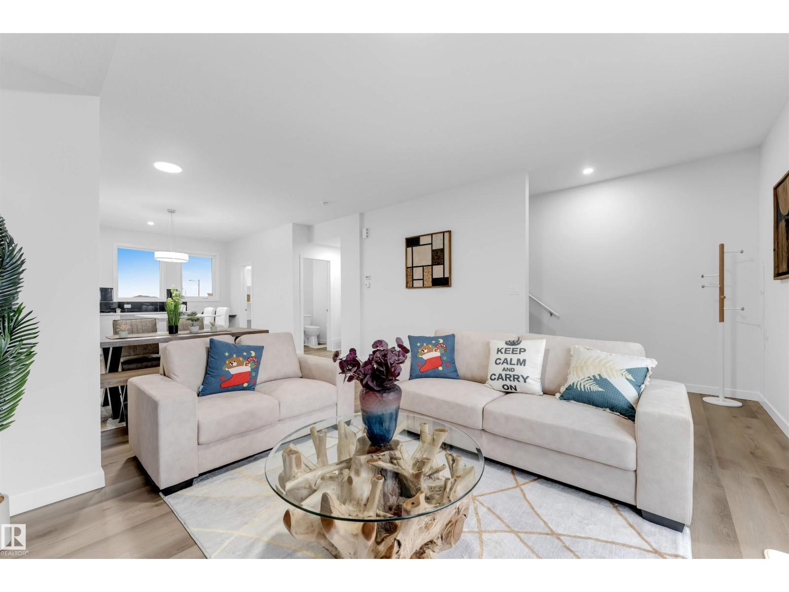 #67 130 Element Dr, St. Albert, AB - Indoor Photo Showing Living Room