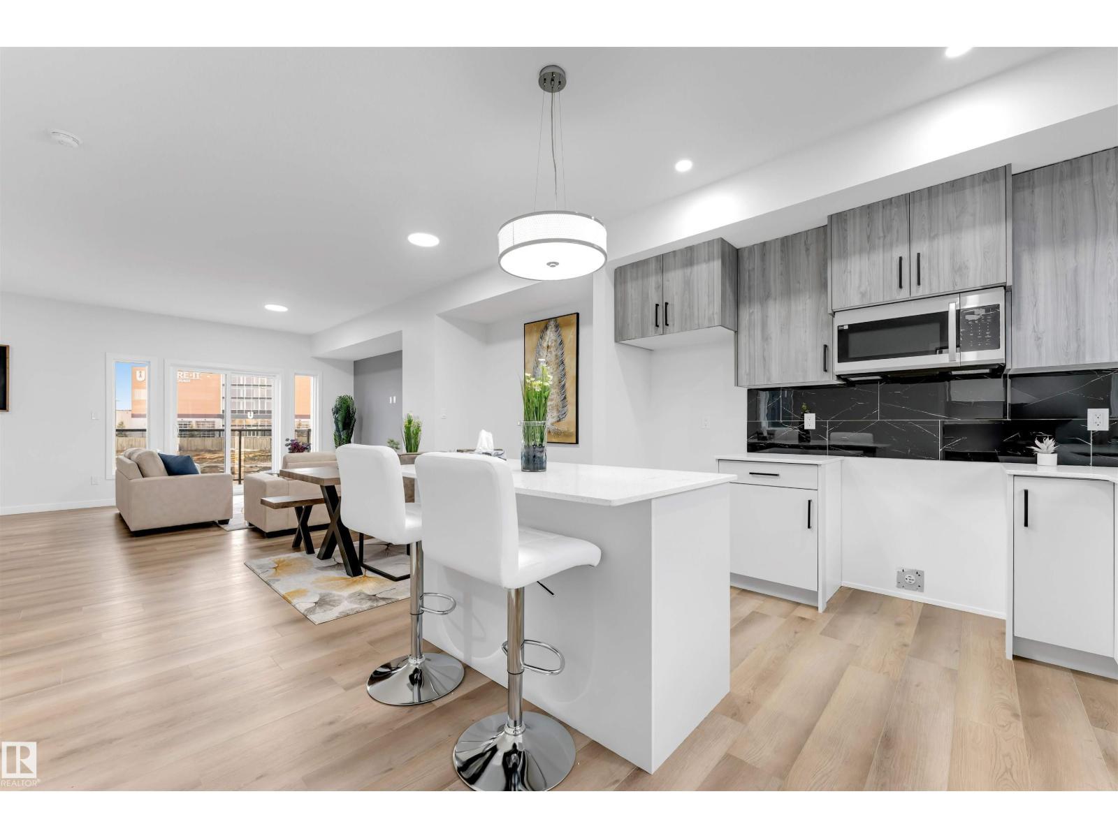 #67 130 Element Dr, St. Albert, AB - Indoor Photo Showing Kitchen