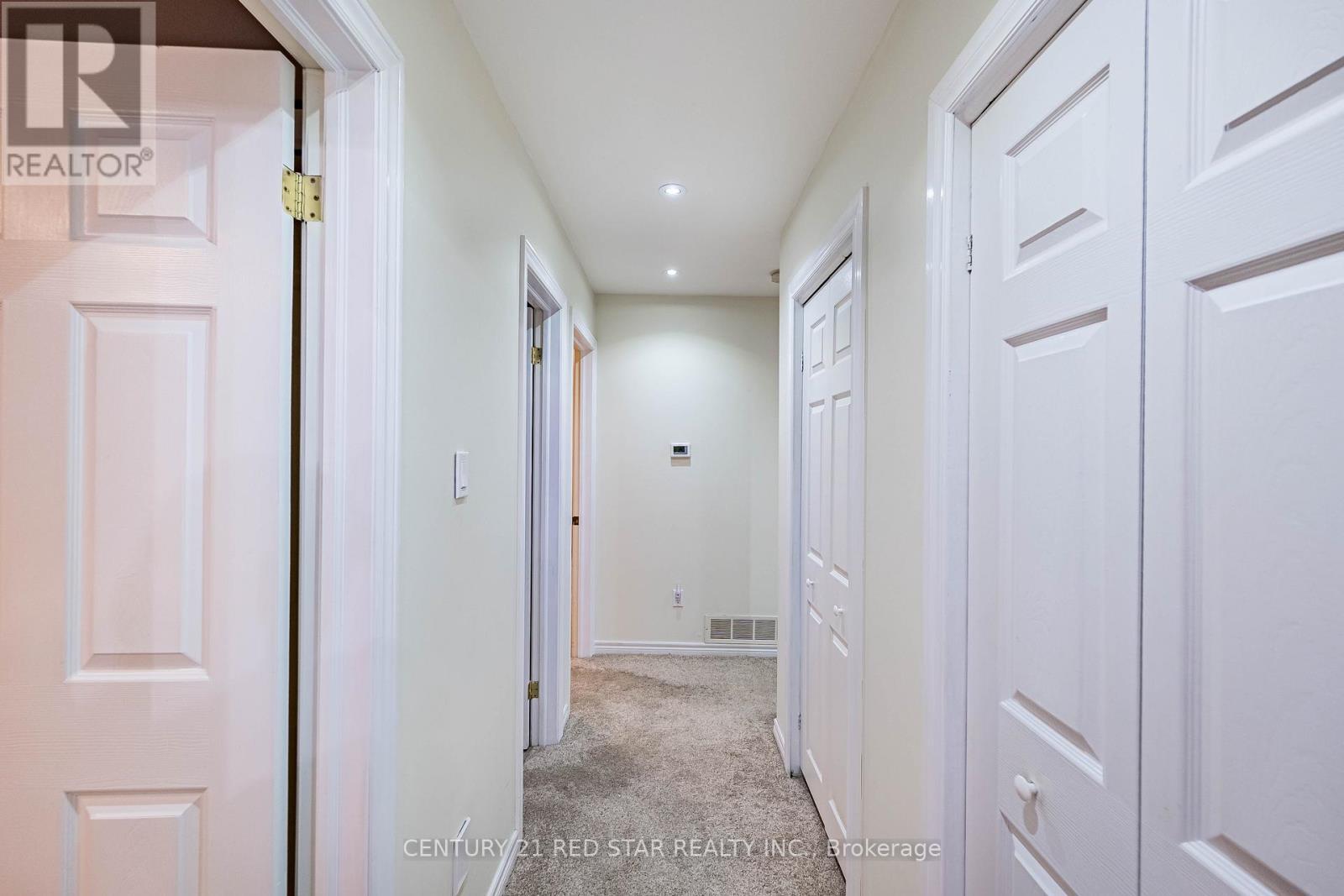 Bedroom Hallway - 25 Devonshire Drive, Brampton, ON - Indoor Photo Showing Other Room