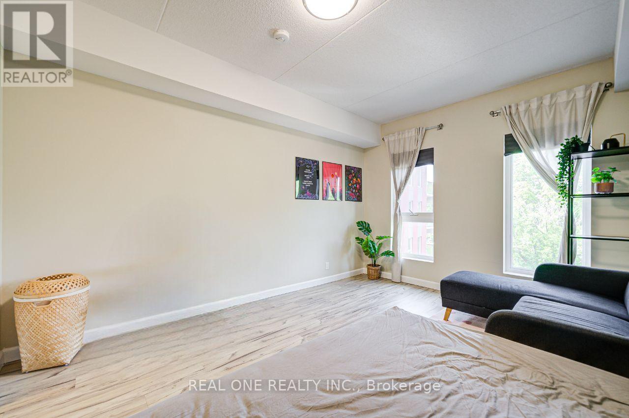 423 - 77 Leland Street, Hamilton, ON - Indoor