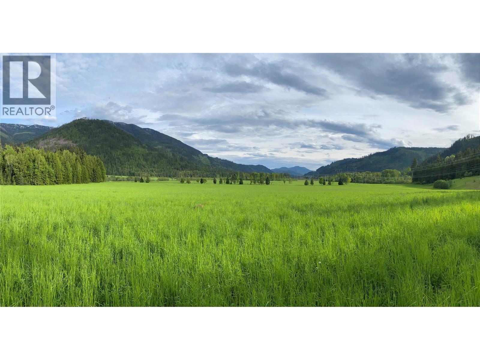 3371 Highway 3B, Fruitvale, BC