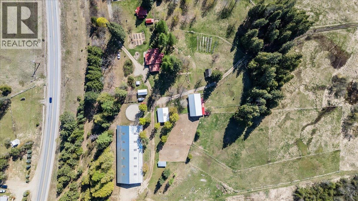 3371 Highway 3B, Fruitvale, BC