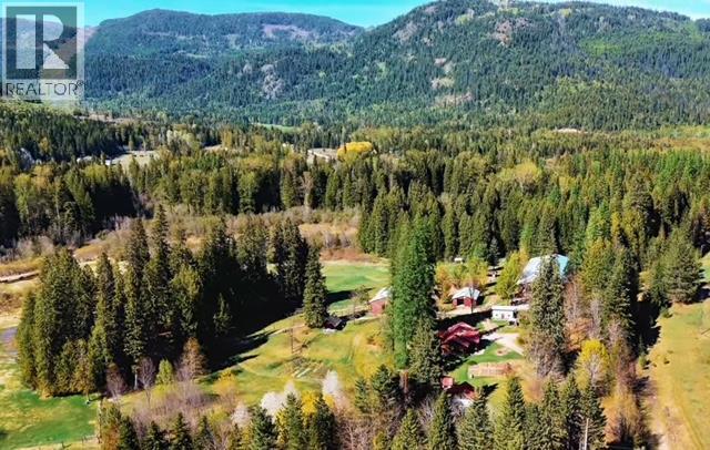3371 Highway 3B, Fruitvale, BC