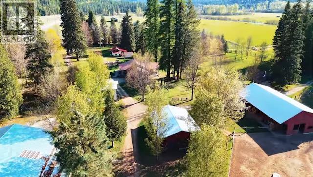 3371 Highway 3B, Fruitvale, BC