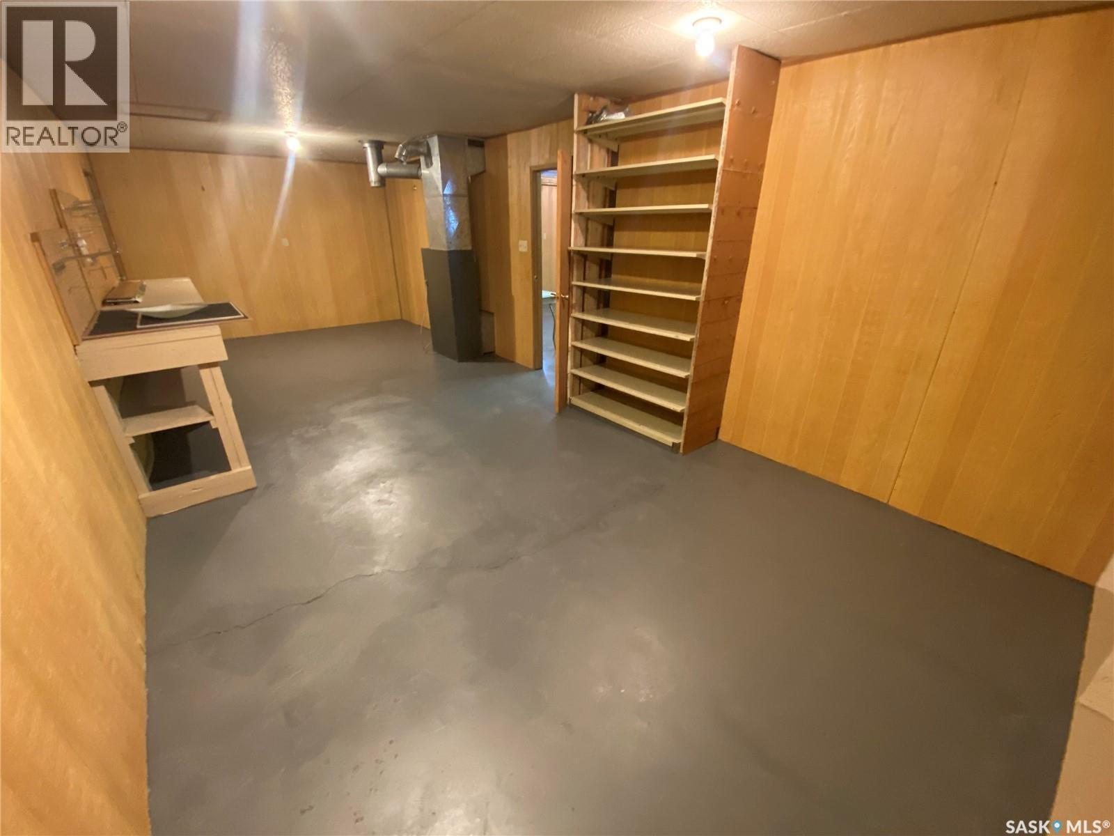 310 Allan Avenue, Saltcoats, SK - Indoor