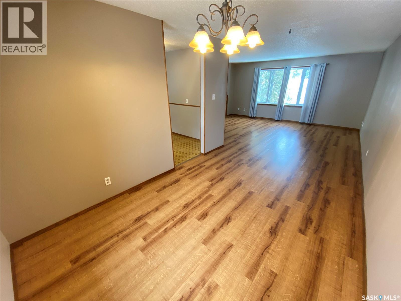 310 Allan Avenue, Saltcoats, SK - Indoor Photo Showing Other Room