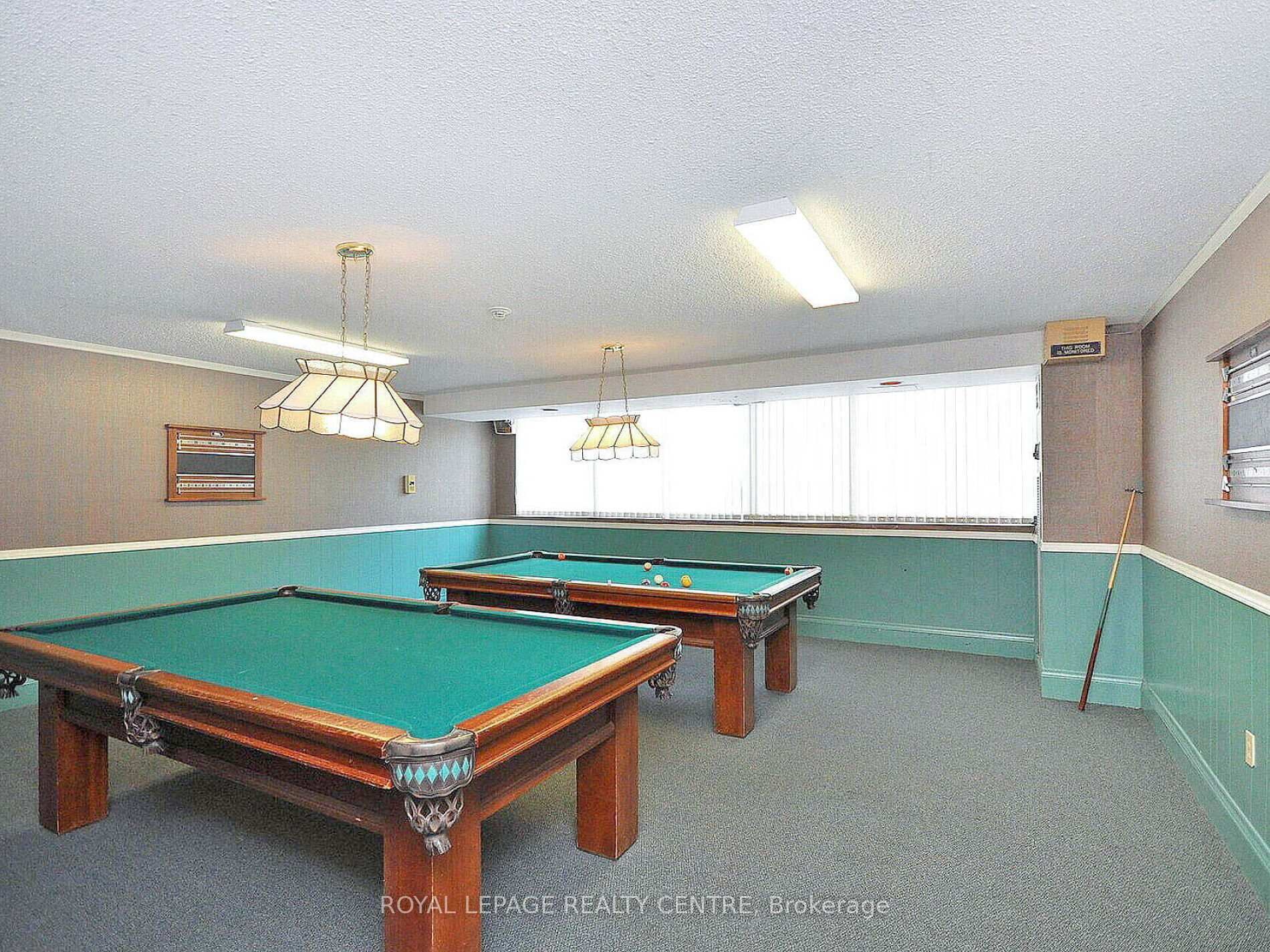 1604-3590 Kaneff Crescent W, Mississauga, ON - Indoor Photo Showing Other Room
