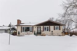 111 3RD Street NW Carman, MB R0G 0J0