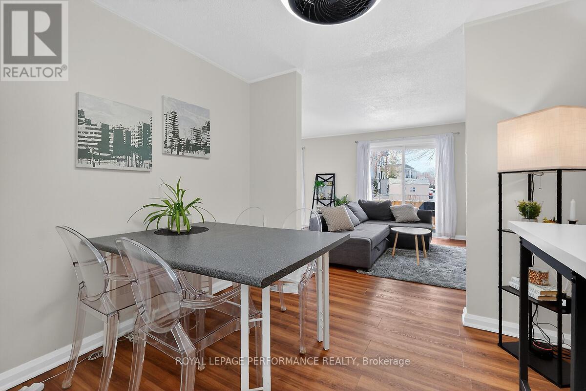 42 Compata Way, Ottawa, ON - Indoor