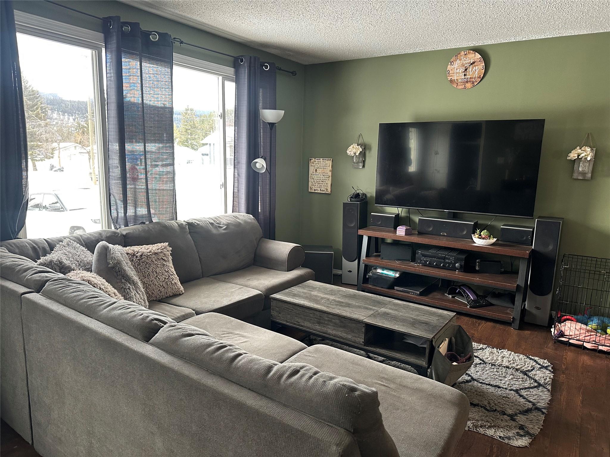 1383 Needles Crescent, Elkford, BC