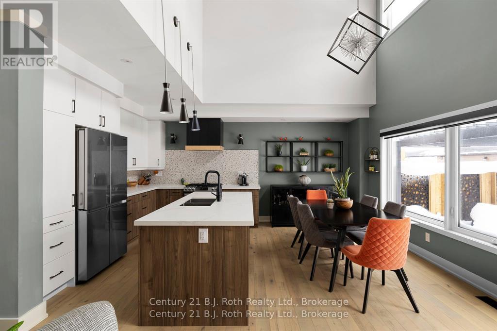 34 Ruby Crescent, Orillia, ON - Indoor Photo Showing Other Room