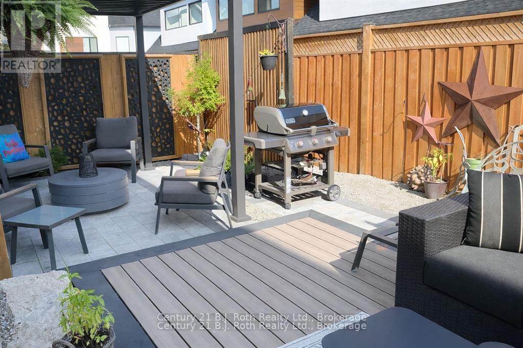 34 Ruby Crescent, Orillia, ON - Outdoor With Deck Patio Veranda
