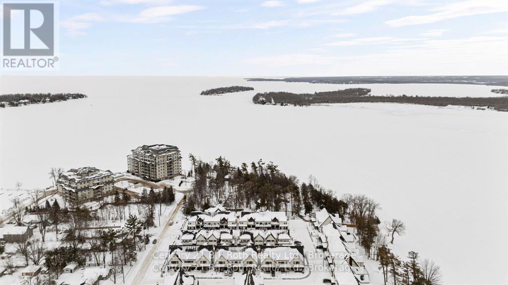 34 Ruby Crescent, Orillia, ON - Outdoor With In Ground Pool