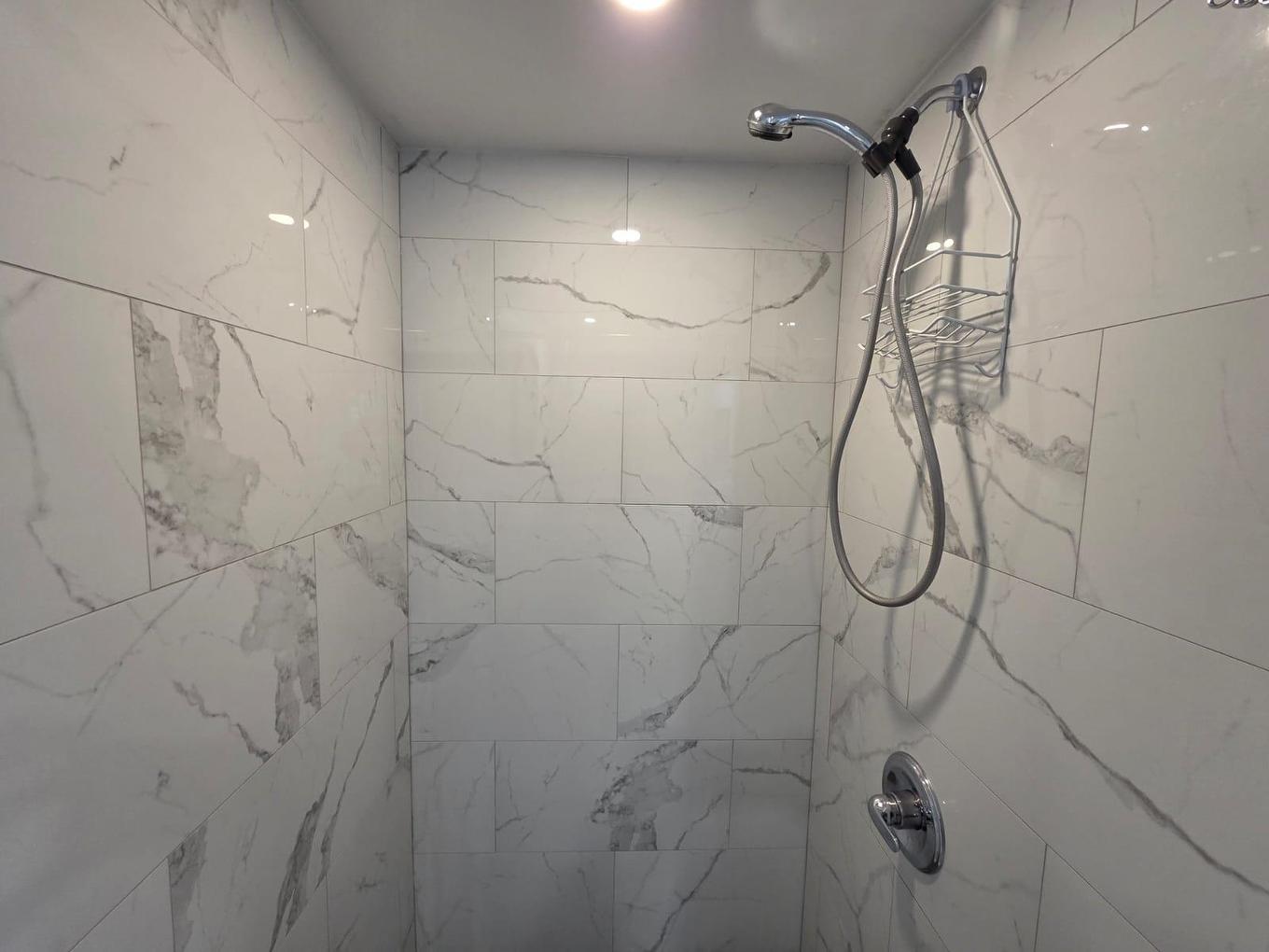 84 Machar Ave, Thunder Bay, ON