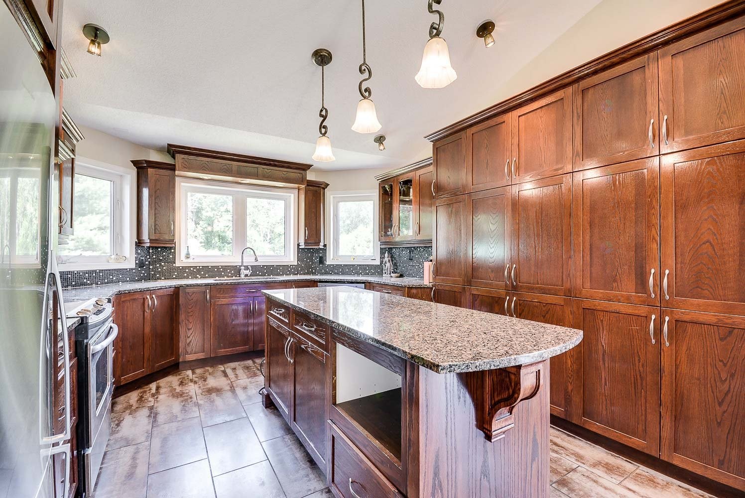 Cuisine - 1263 Boul. Hurtubise, Gatineau (Gatineau), QC - Indoor Photo Showing Kitchen With Upgraded Kitchen