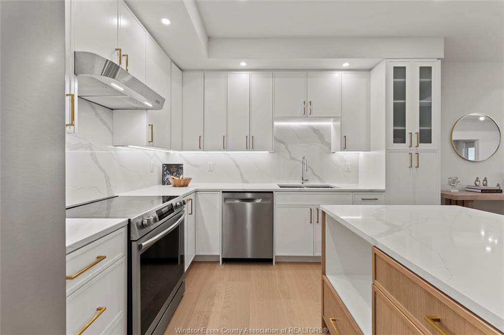 5 Eagle Street, Leamington, ON