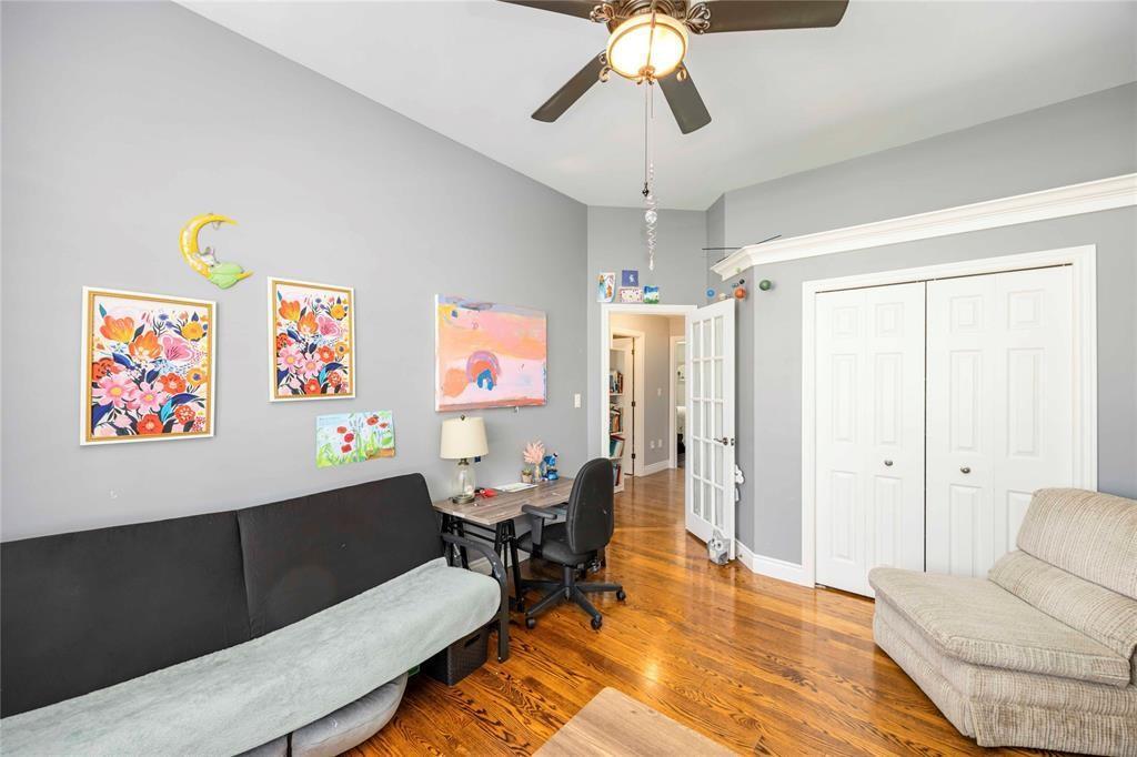 809 Second Crescent, Plympton-Wyoming, ON