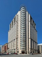 303-2000 Rue Drummond Montréal (Ville-Marie), QC H3G 2X1