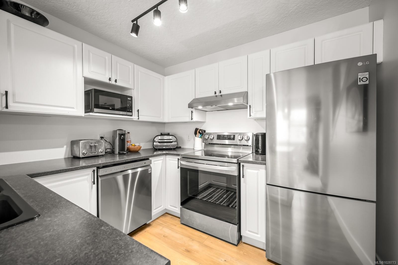 30-717 Aspen Rd, Comox, BC