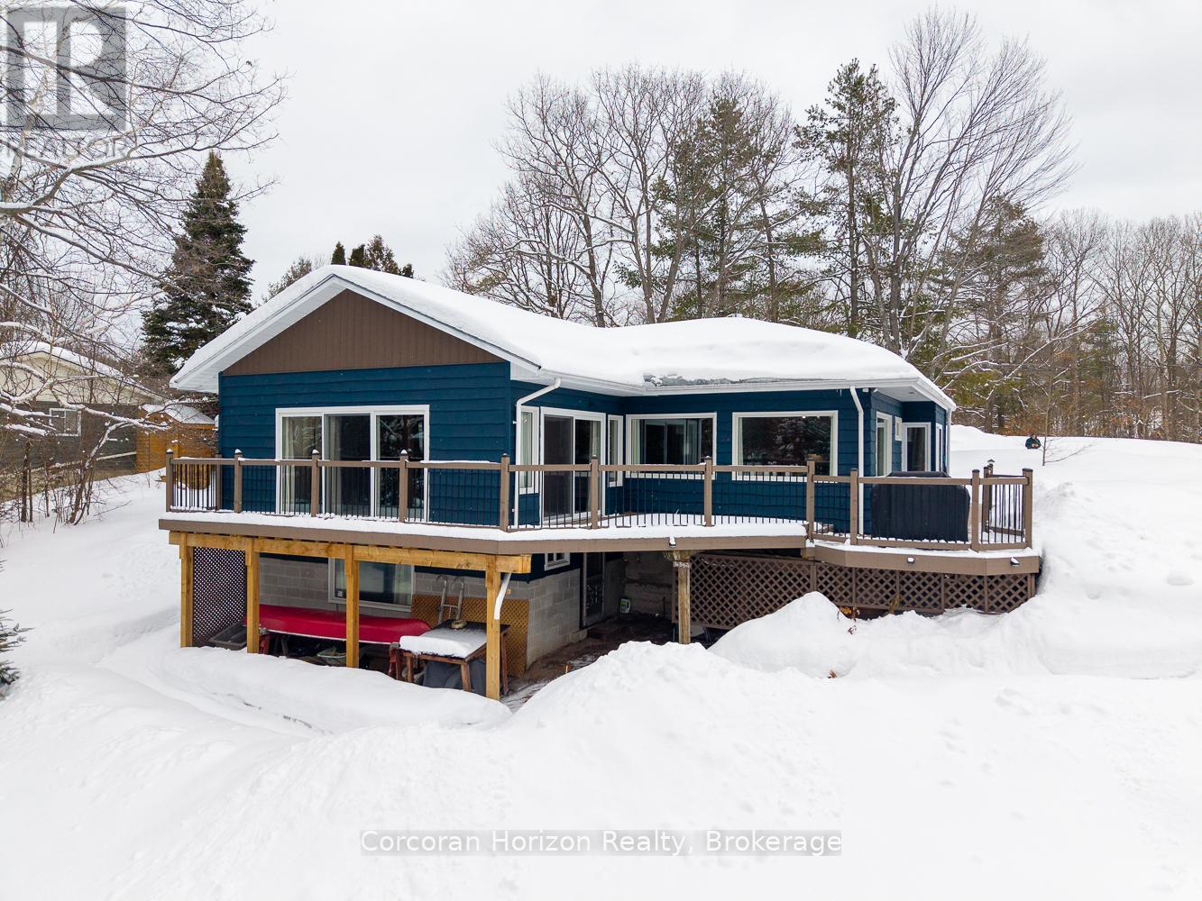 3000 Whelan Way, Ramara, ON - Outdoor With Deck Patio Veranda