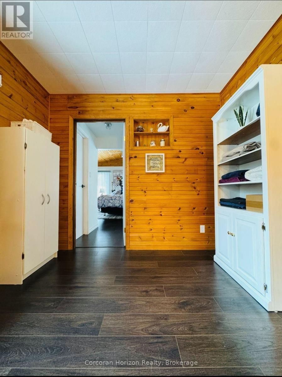 3000 Whelan Way, Ramara, ON - Indoor Photo Showing Other Room