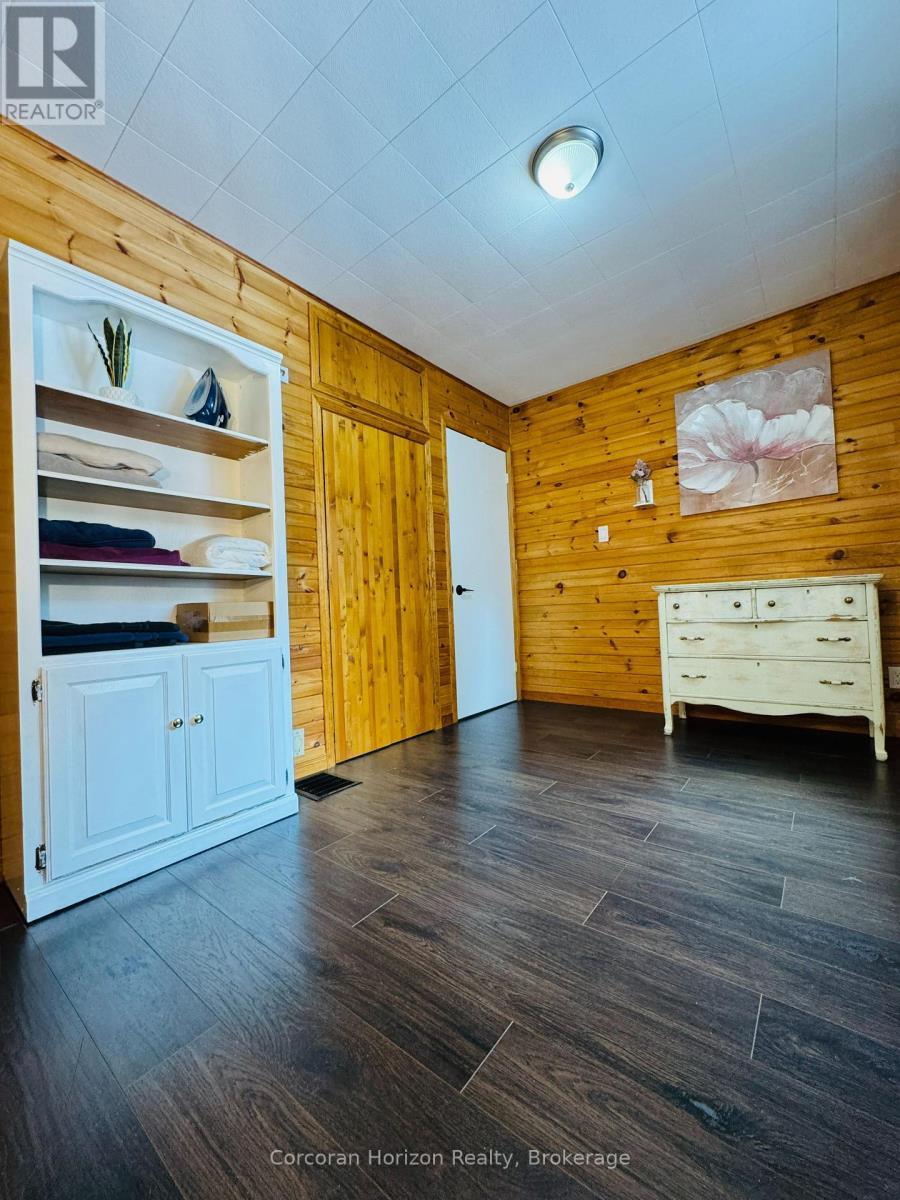 3000 Whelan Way, Ramara, ON - Indoor Photo Showing Other Room