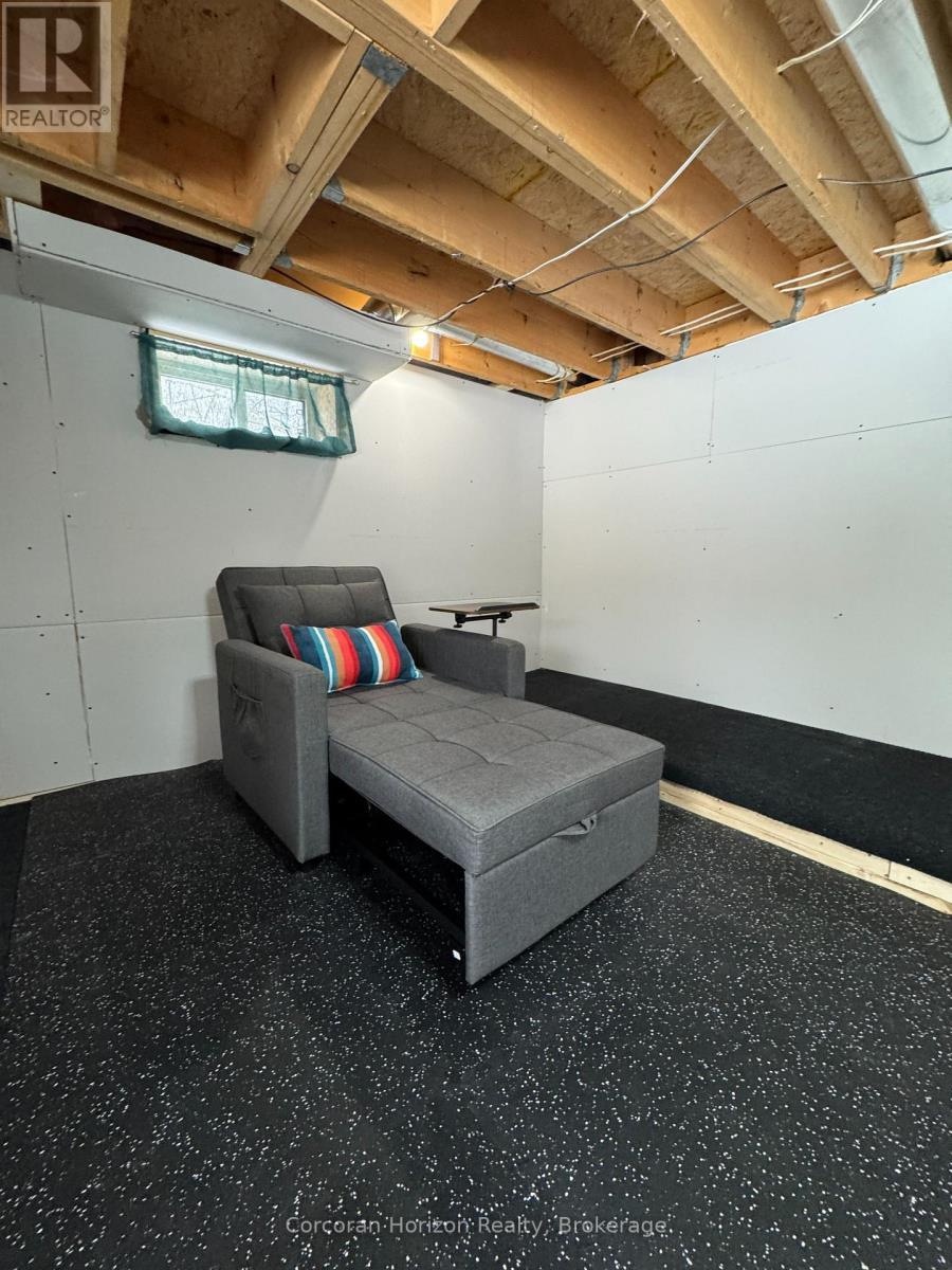 3000 Whelan Way, Ramara, ON - Indoor Photo Showing Basement