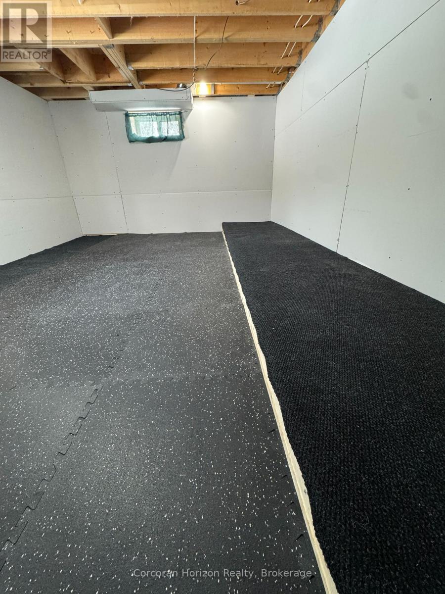 3000 Whelan Way, Ramara, ON - Indoor Photo Showing Basement