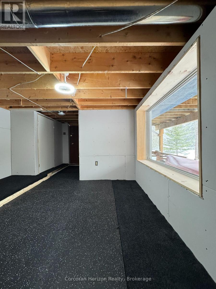 3000 Whelan Way, Ramara, ON - Indoor