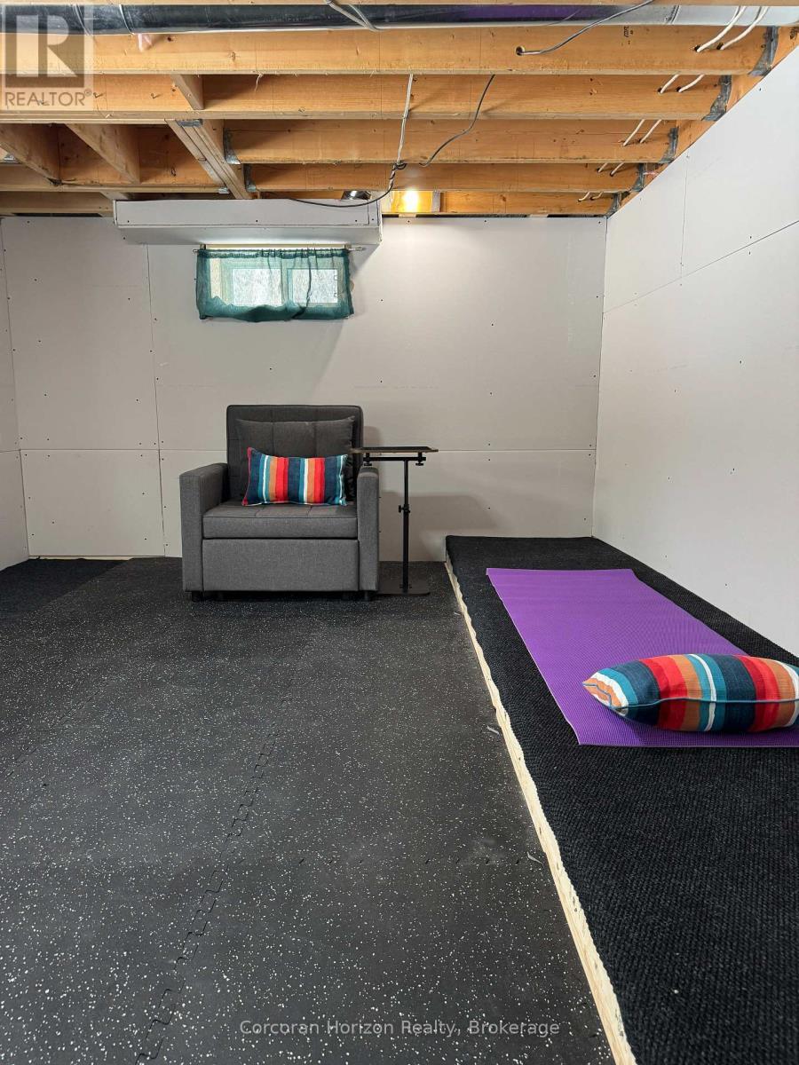 3000 Whelan Way, Ramara, ON - Indoor Photo Showing Basement