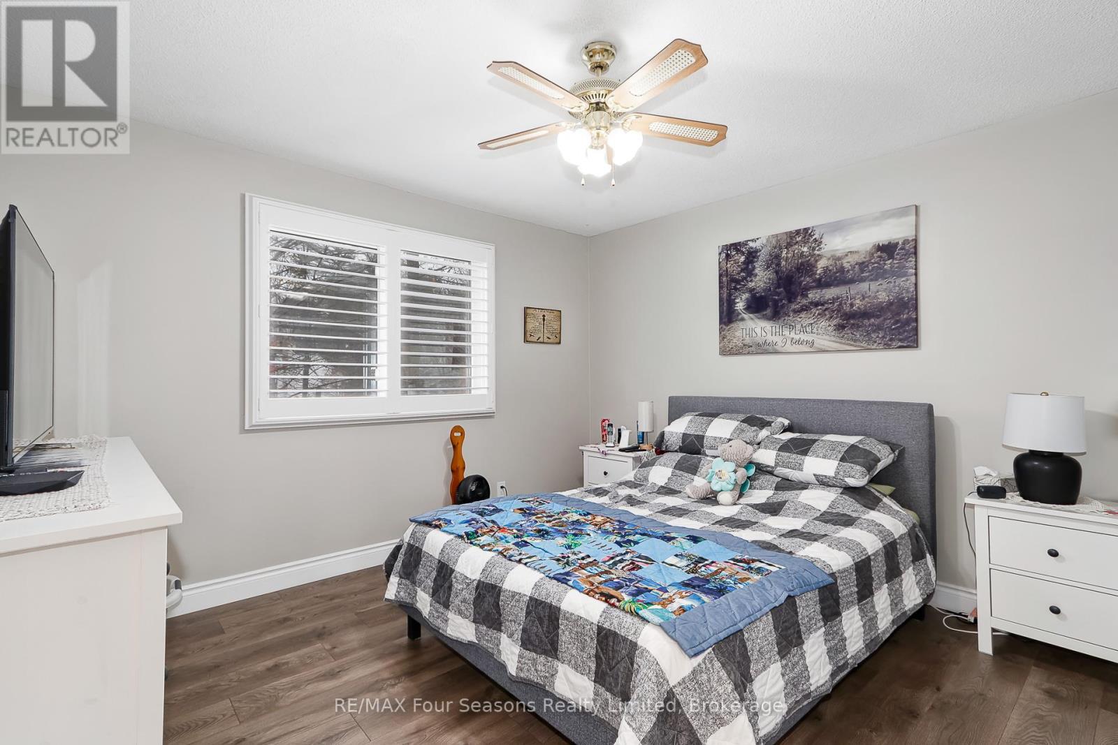 218 Datas Drive, Clearview (Stayner), ON - Indoor Photo Showing Bedroom