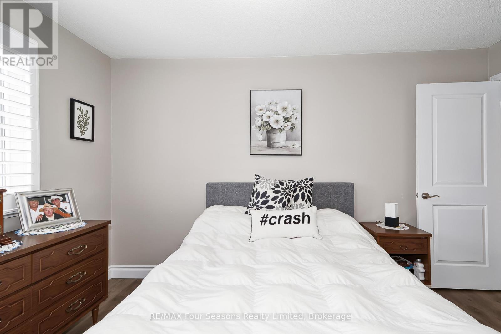 218 Datas Drive, Clearview (Stayner), ON - Indoor Photo Showing Bedroom