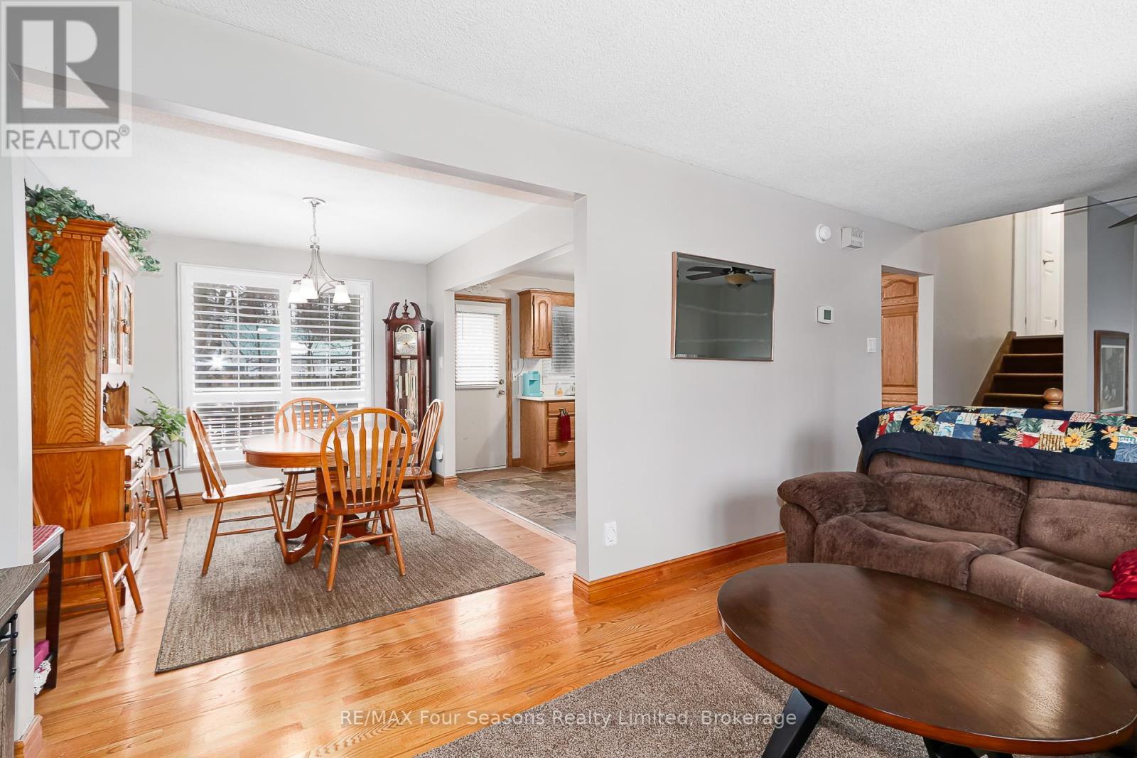 218 Datas Drive, Clearview (Stayner), ON - Indoor