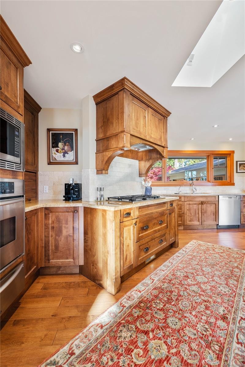 220 Scott Point Dr, Salt Spring, BC