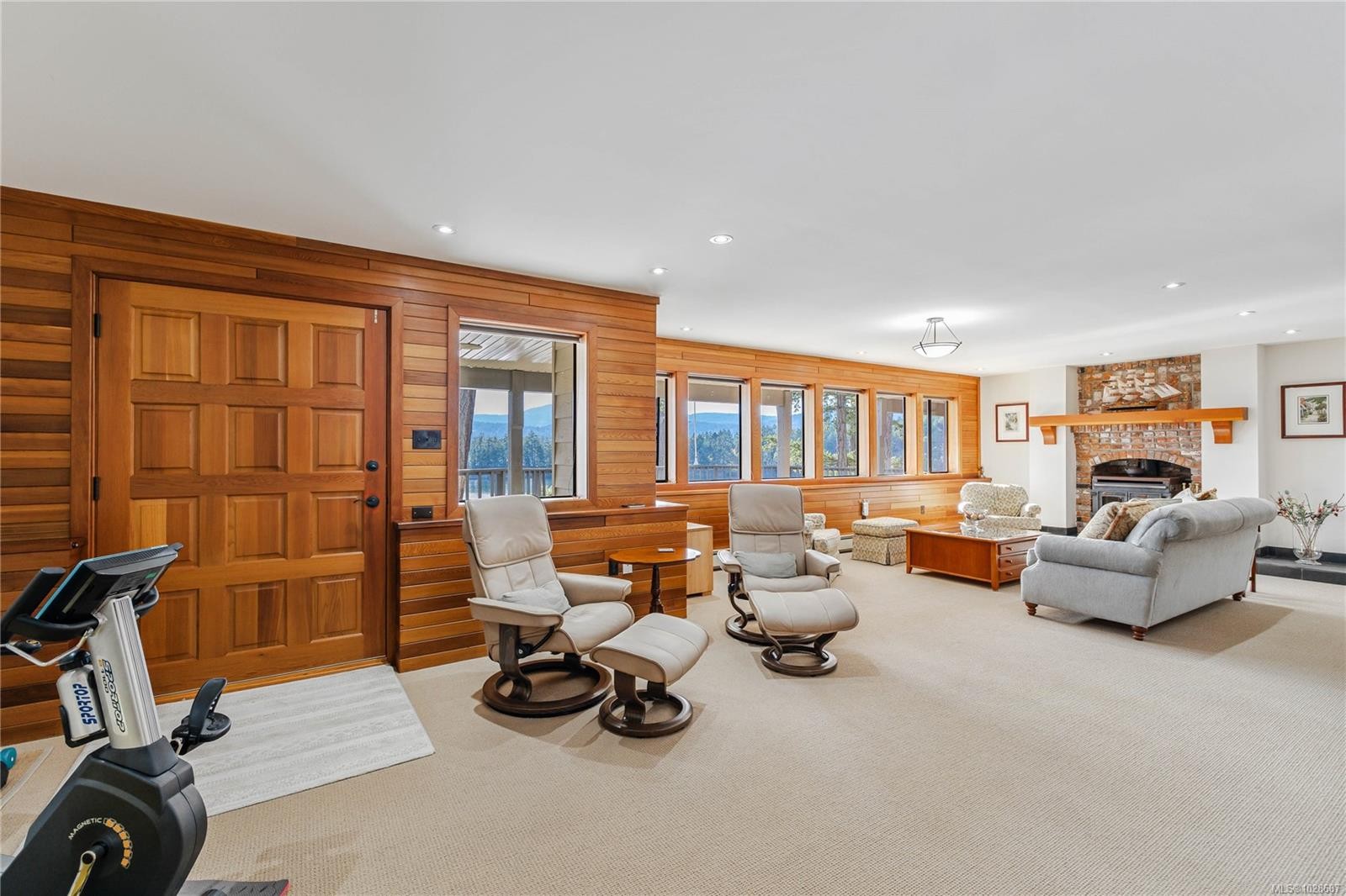 220 Scott Point Dr, Salt Spring, BC