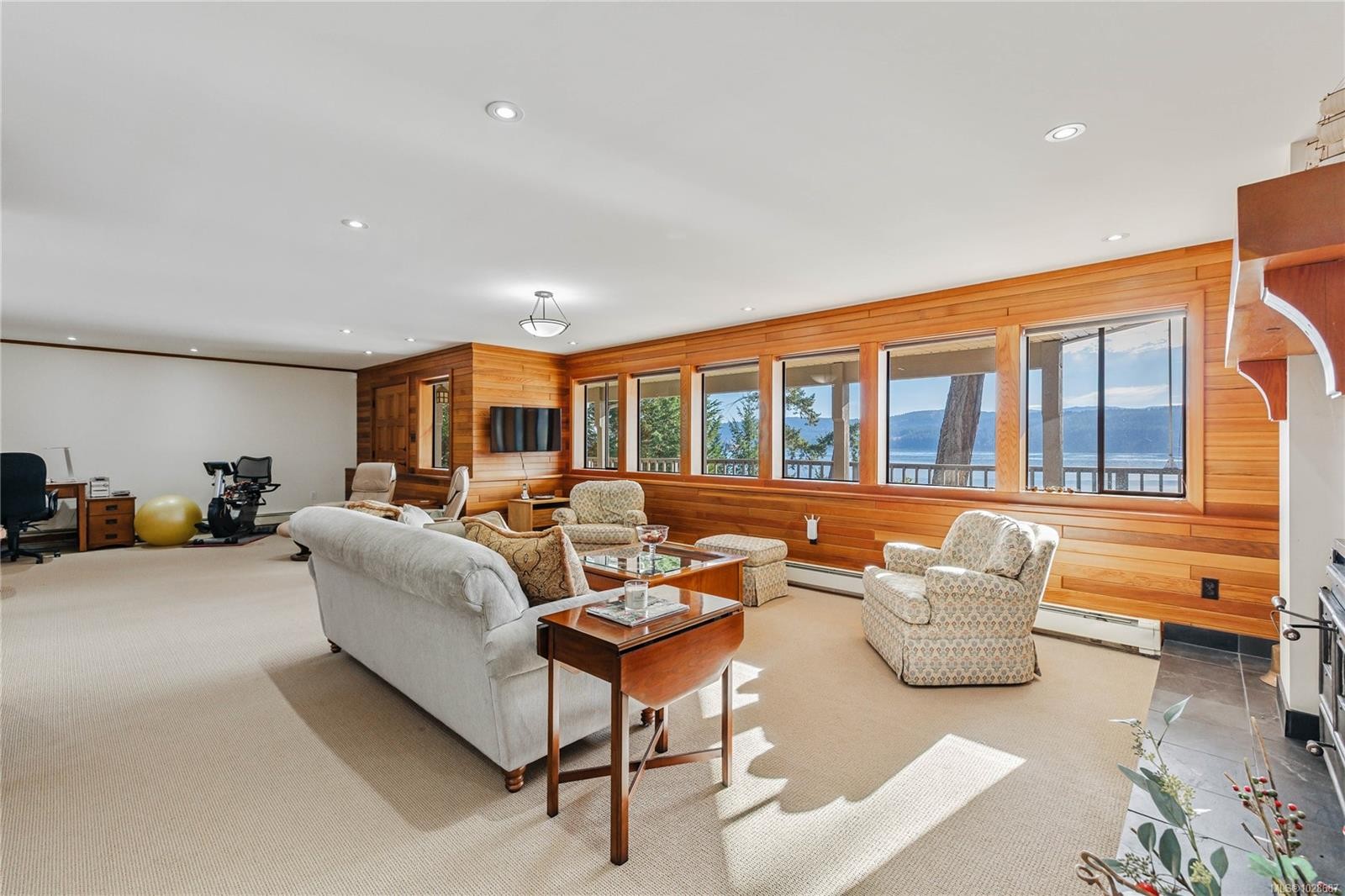 220 Scott Point Dr, Salt Spring, BC