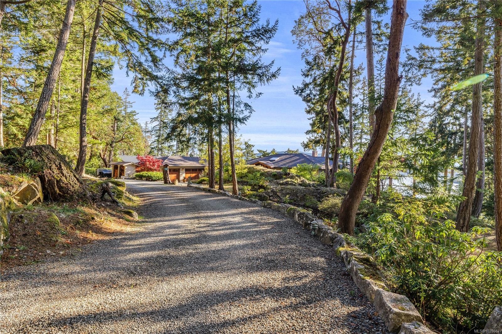 220 Scott Point Dr, Salt Spring, BC