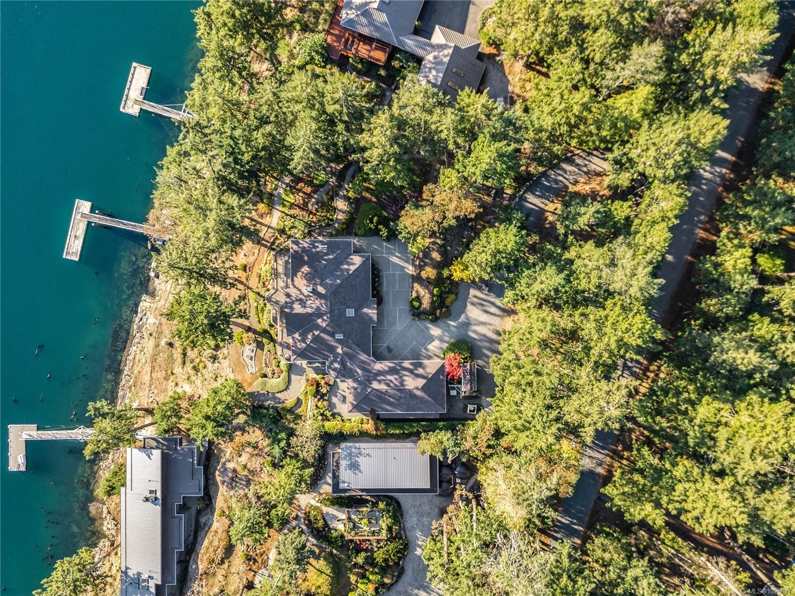 220 Scott Point Dr, Salt Spring, BC