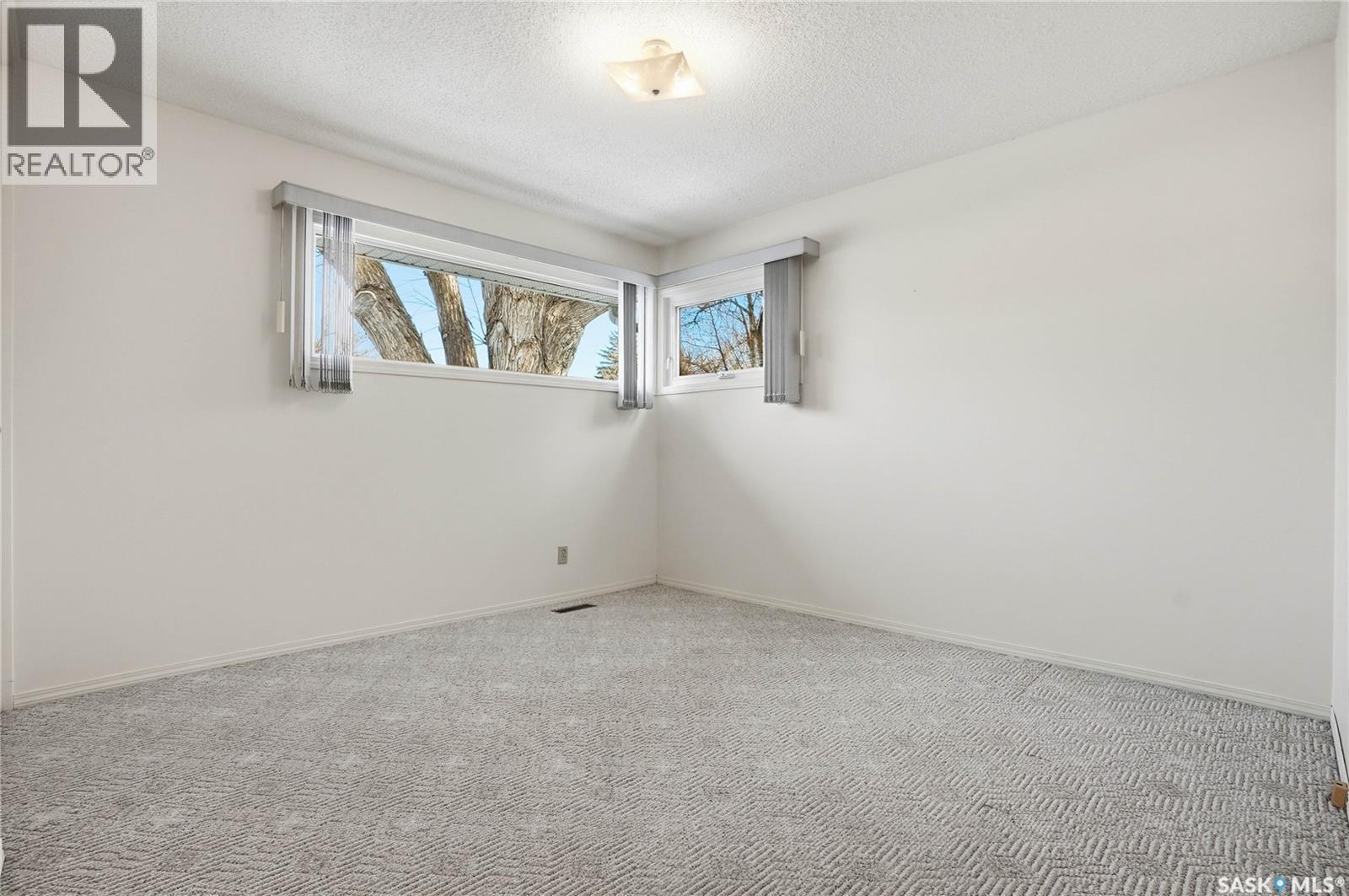 414 Preston Avenue S, Saskatoon, SK - Indoor Photo Showing Other Room