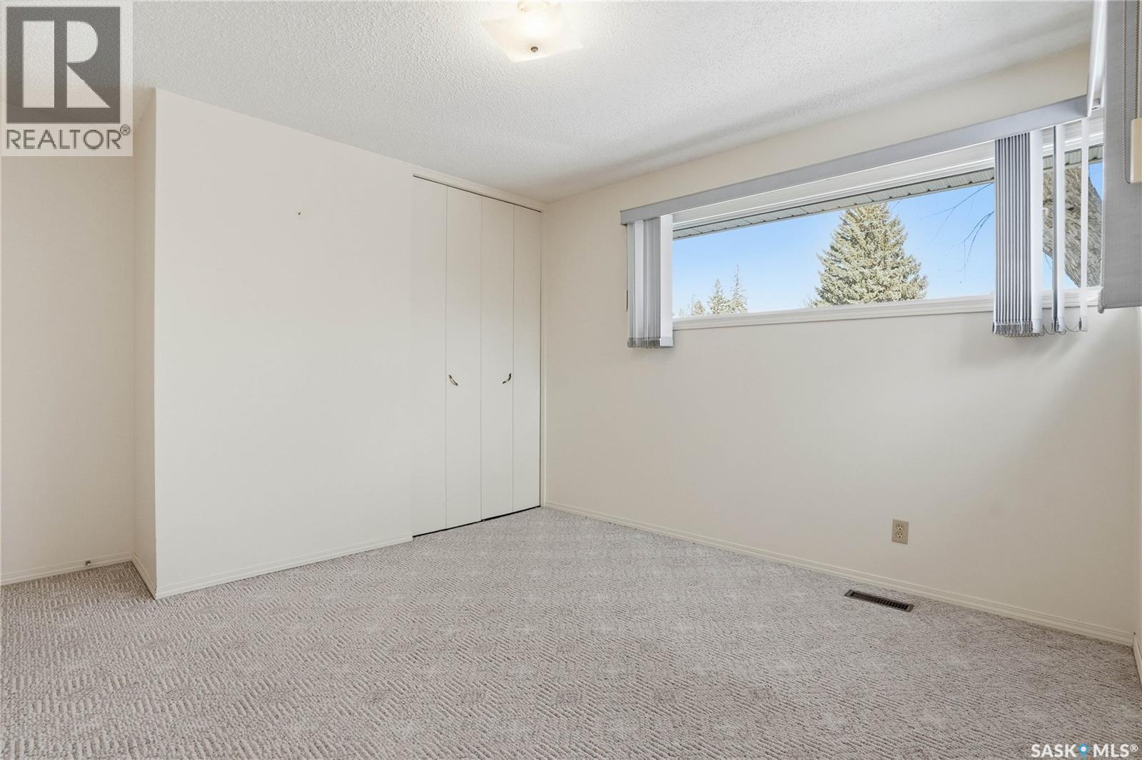 414 Preston Avenue S, Saskatoon, SK - Indoor Photo Showing Other Room