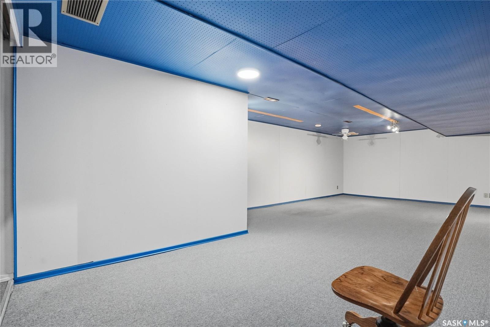 414 Preston Avenue S, Saskatoon, SK - Indoor Photo Showing Other Room