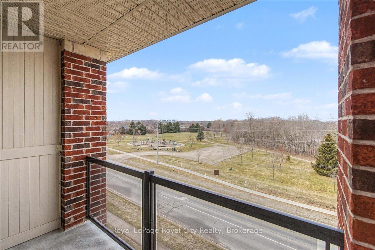 412 - 308 Watson Parkway N, Guelph (Grange Road), ON - Outdoor