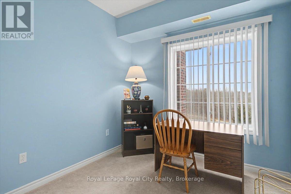 2nd bedroom used as office - 412 - 308 Watson Parkway N, Guelph (Grange Road), ON - Indoor