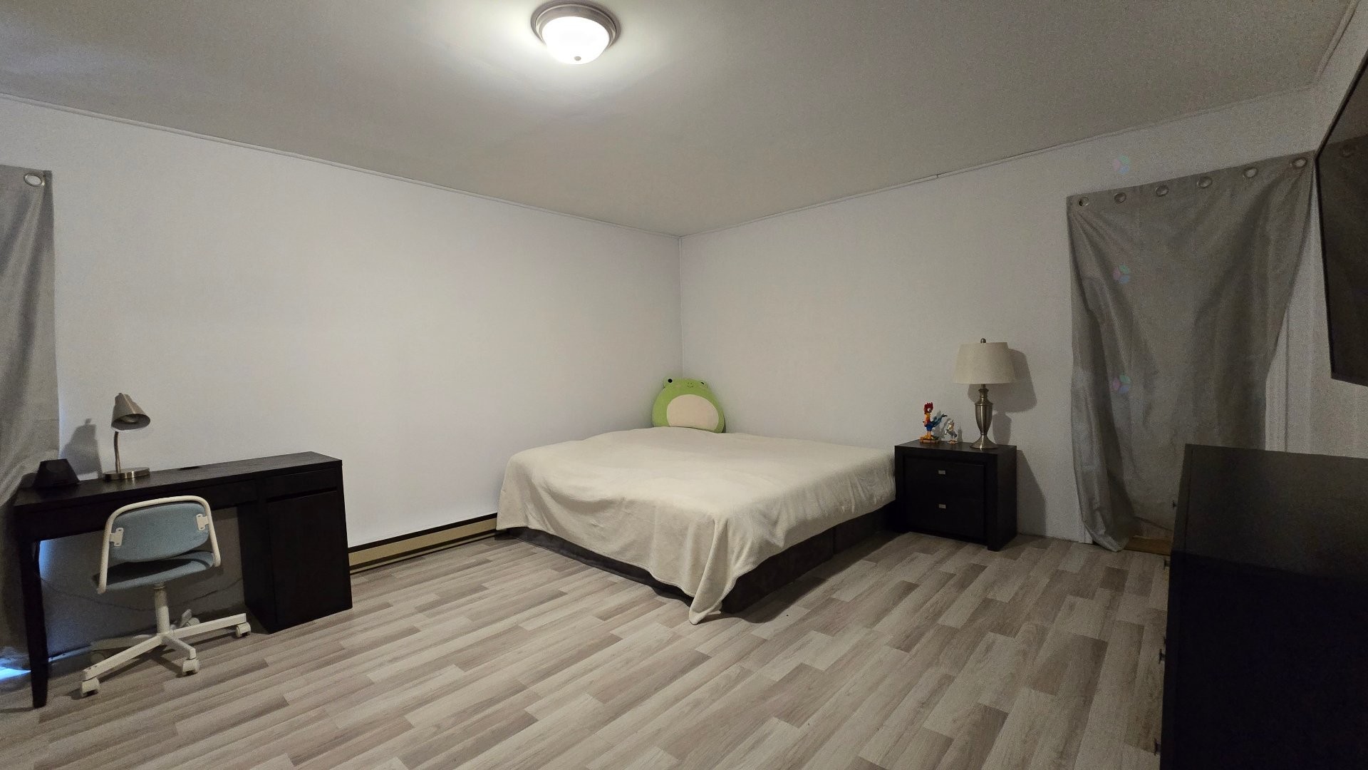 Bedroom - 1195 Boul. Trudel E., Saint-Boniface, QC - Indoor Photo Showing Bedroom