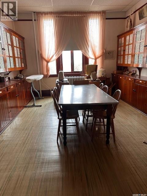 401 1St Avenue, Ponteix, SK