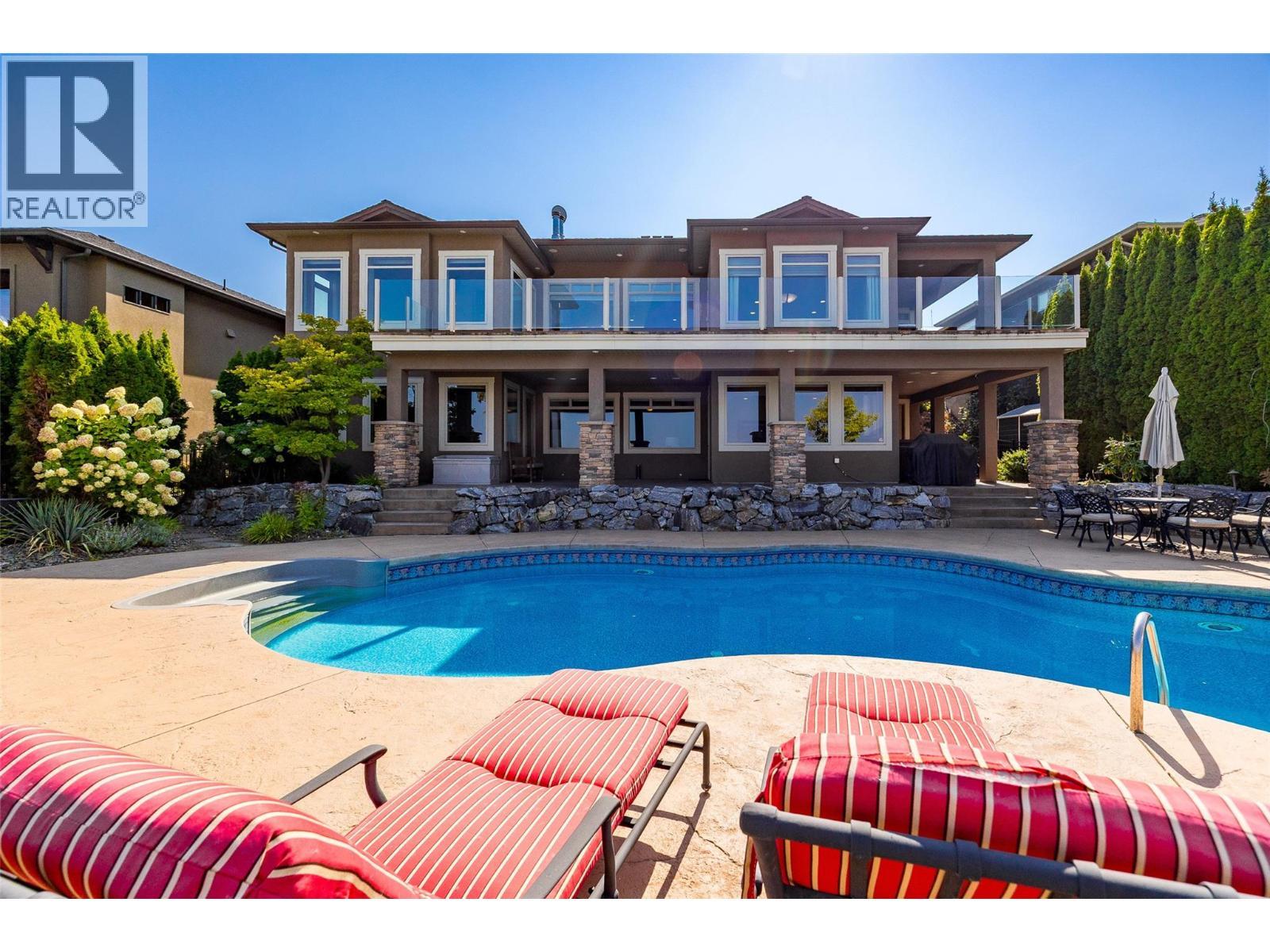 620 Arbor View Drive, Kelowna, BC - Outdoor With In Ground Pool With Deck Patio Veranda