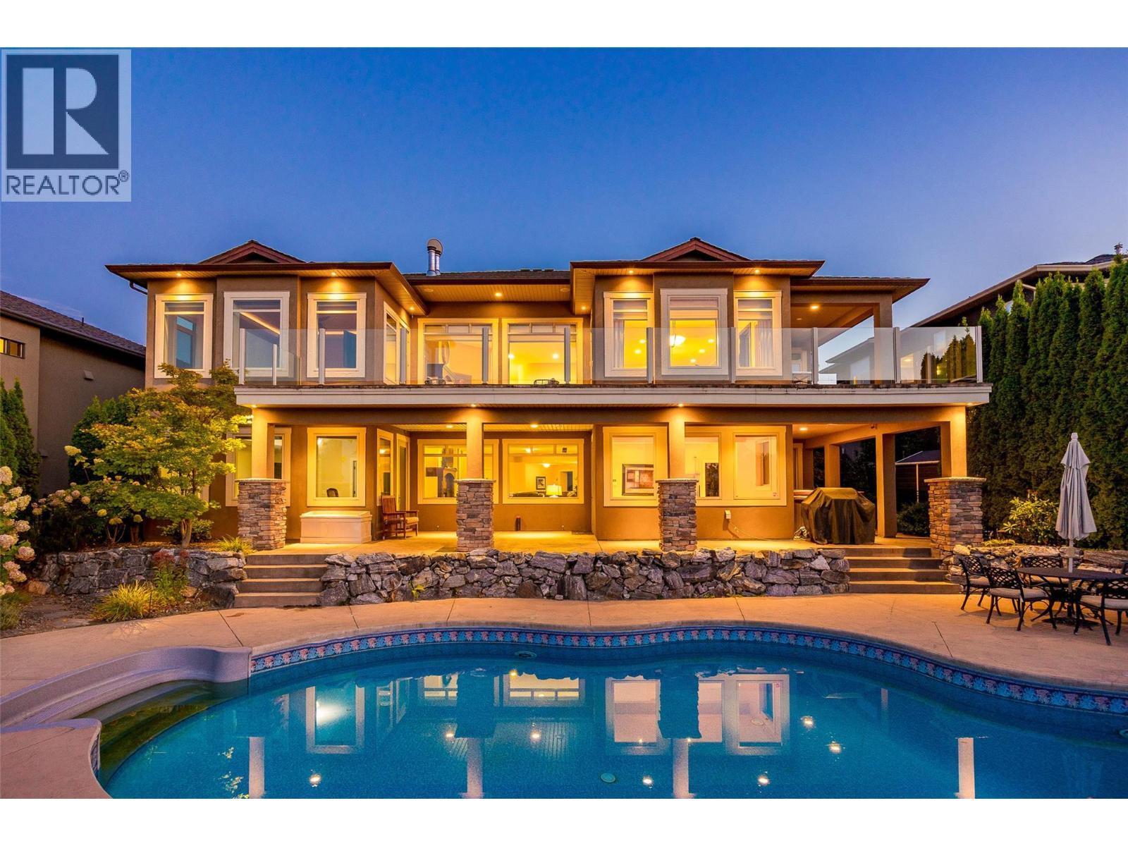 620 Arbor View Drive, Kelowna, BC - Outdoor With In Ground Pool With Deck Patio Veranda