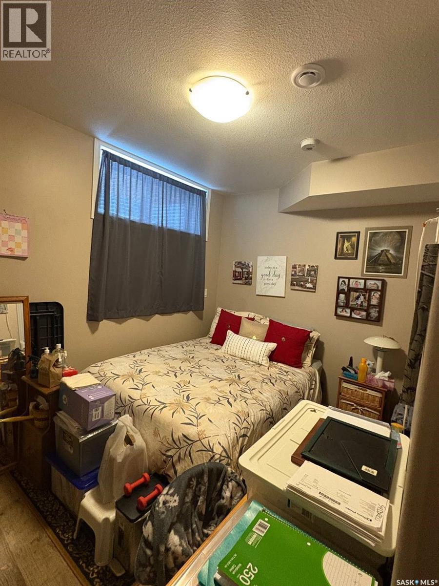 422 Lewin Way, Saskatoon, SK