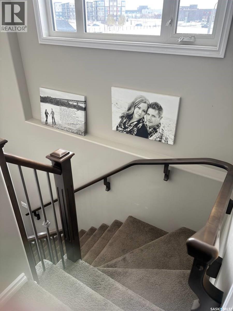 422 Lewin Way, Saskatoon, SK