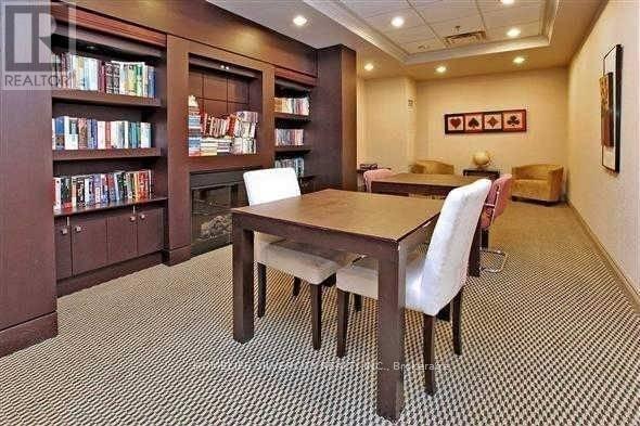 607 - 30 Grand Trunk Crescent, Toronto, ON - Indoor